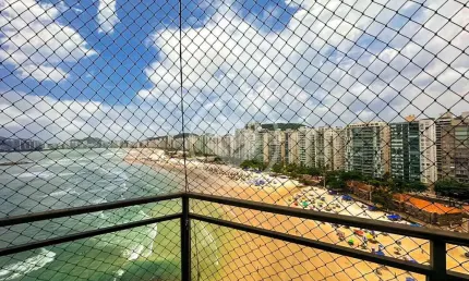 Apartamento de Alto Padrão Frente ao Mar - Pitangueiras, Guarujá codigo: 97668