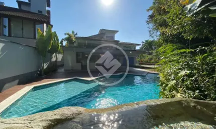Casa com 5 suítes no Módulo 22 da Riviera de São Lourenço codigo: 102876