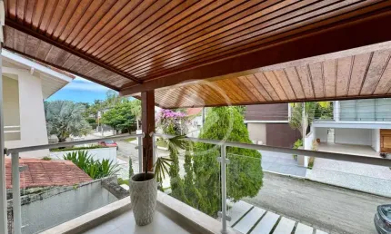 Casa com 6 quartos à venda na Alameda das Pitangas, 168, Riviera, Bertioga