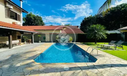 Casa com 5 quartos à venda na Rua Vinte, 102, São Lourenço, Bertioga