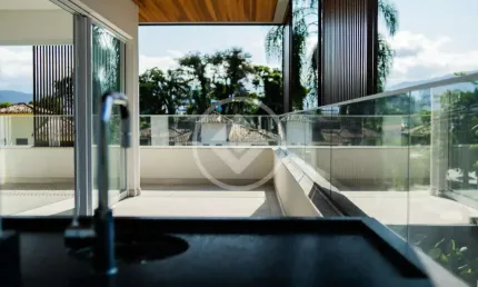Apartamento com 3 quartos à venda na Leovigildo Dias Vieira, 1800, Itaguá, Ubatuba