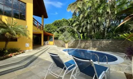 Casa Alto padrão com 05 suites no Itamambuca em Ubatuba. codigo: 126544