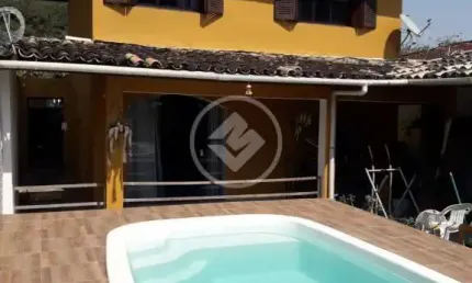 Casa/Sobrado  a venda com  03 quartos praia do Pernambuco Guarujá SP codigo: 123432