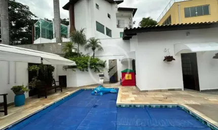 Casa em condomínio com 4 dormitórios em Mgi das Cruzes codigo: 131634