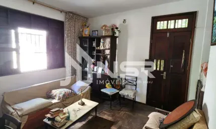 Terreno com 01 casa, 01 imóvel comercial e 02 Kitnets - Nordeste de Amaralina