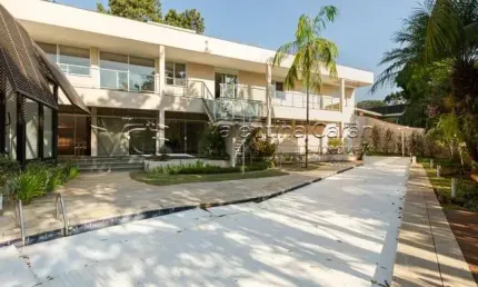 Casa em condomínio fechado com 4 quartos à venda na Chácara Monte Alegre, São Paulo , 696 m2 por R$ 7.750.000
