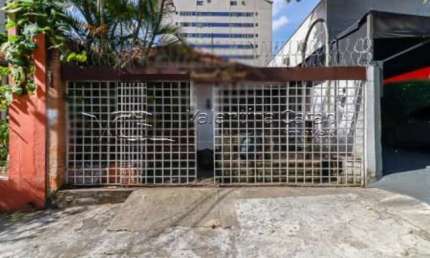 Casa comercial para alugar em Moema, São Paulo , 137 m2 por R$ 8.000