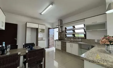 Casa com 3 dormitórios à venda, 315 m² por r$ 1.350.000,00 - vila nova - blumenau/sc
