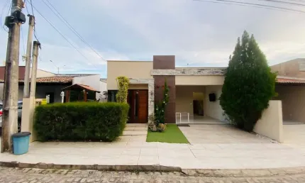CASA SEMI MOBILIADA + ENERGIA SOLAR EM CONDOMÍNIO COM LAZER E SEGURANÇA