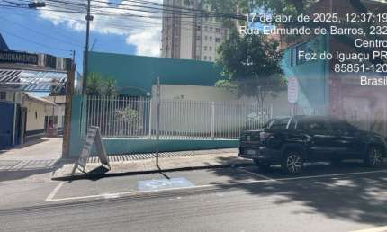 Casa comercial com 5 salas para alugar na Rua Edmundo de Barros, 237, Centro, Foz do Iguaçu