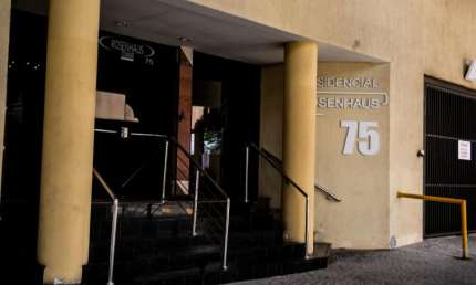 Apartamento com 2 quartos para alugar na Rua Doutor Marinho Lobo, 75, Centro, Joinville