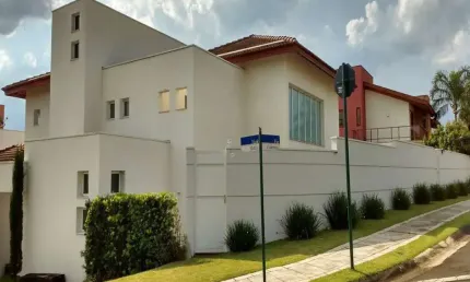 Indaiatuba - 6 suites - 4 vagas - piscina e churrasqueira -  num dos melhores condomínios da cidade