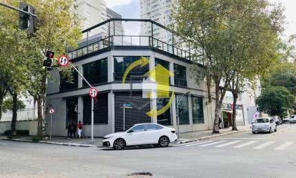 PONTO COMERCIAL - 665 M² A.C. - EM FRENTE AO PARQUE - RODEADO DE CONDOMÍNIOS E GRANDE FLUXO DE PESSOAS