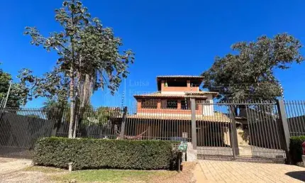 Sobrado à venda, 5 suítes, espaço mirante, Tarumã, BONITO - MS