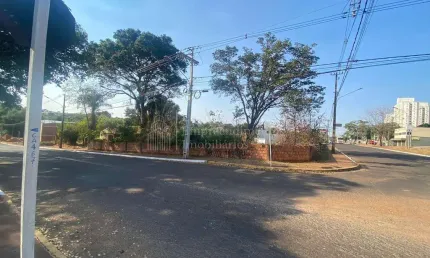 Terreno à venda na Avenida Toros Puxian, Vila Morumbi, Campo Grande