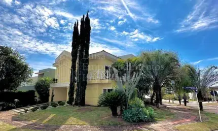 Sobrado à venda, de esquina,  ALPHAVILLE I, CAMPO GRANDE - MS