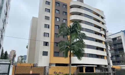 Apartamento Semi Mobiliado à Venda – 115m² | 3 Quartos (1 Suíte) | 2 Vagas Livres –  Edif. Bel Air - Bairro Cabral