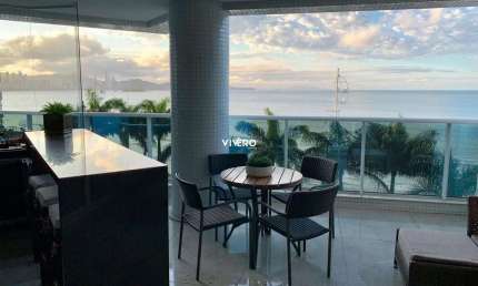 Apartamento frente mar com 4 suítes em Balneário Camboriú