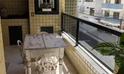 Apartamento com 3 dormitórios no Centro de Balneário Camboriú