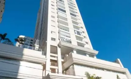 Apartamento de 2 suítes no bairro Fazenda em Itajaí