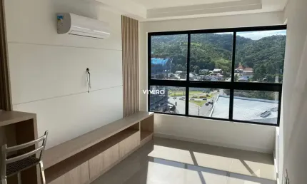 Apartamento com 2 dormitórios no centro de balneário camboriú