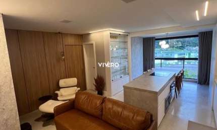 Apartamento de 2 dormitórios no bairro Ressacada em Itajaí