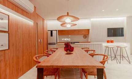 Apartamento com 2 suítes a 100 metros do mar na Praia Brava de Itajaí