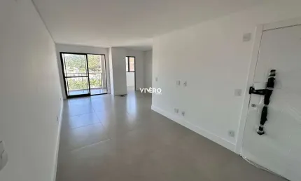 Apartamento com 3 dormitórios na praia brava de itajaí