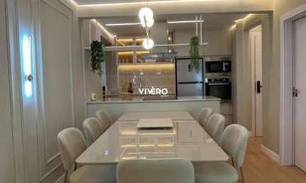 Apartamento na Av Atlântica em Balneário Camboriú com 2 suítes