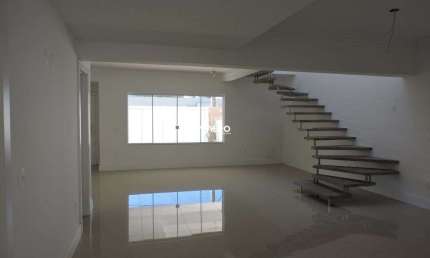 Casa com 3 quartos à venda na Rua Cruz e Sousa, 198, Praia dos Amores, Balneário Camboriú