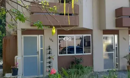 Oportunidade! sobrado com 2 dormitórios em Condomínio fechado em Balneário Cambo