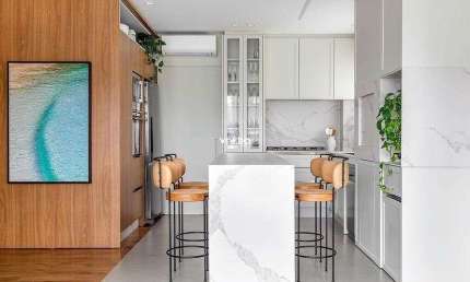 Apartamento com 3 suítes no Edifício Montpellier Residence Pioneiros Balneário C