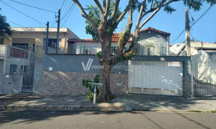 Casa com 4 quartos à venda na Rua Padre Leonel França, 388, Jardim Leonor, Campinas, 104 m2 por R$ 589.000
