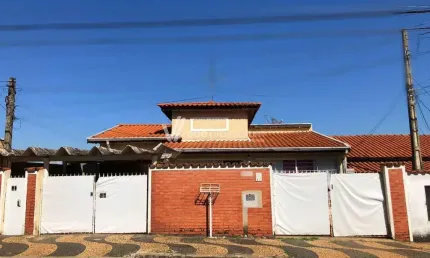 Casa com 2 quartos à venda na Rua Doutor Rafael Sampaio Vidal, 310, Jardim dos Oliveiras, Campinas, 179 m2 por R$ 490.000