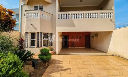 Casa com 4 quartos à venda na Manoel Ferreira de Souza, 16, Jardim São Pedro de Viracopos, Campinas, 307 m2 por R$ 750.000
