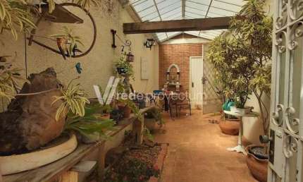 Casa com 3 quartos à venda na Coronel Joaquim José de Oliveira, 528, Taquaral, Campinas, 240 m2 por R$ 930.000
