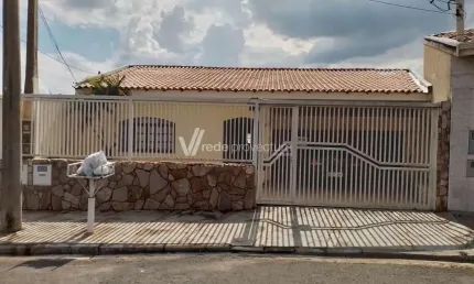 Casa com 3 quartos à venda na Rua Julia Segallio, 1155, Jardim Eulina, Campinas, 179 m2 por R$ 810.000