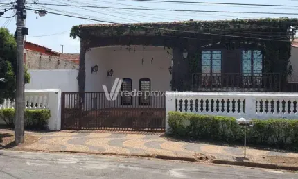 Casa com 5 quartos à venda na Rua Dom João VI, 103, Vila Nogueira, Campinas, 203 m2 por R$ 650.000