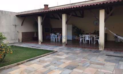 Casa com 4 quartos à venda na Avenida Imperatriz Dona Teresa Cristina, 957, Jardim Guarani, Campinas, 464 m2 por R$ 1.250.000