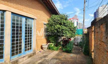 Casa com 4 quartos à venda na Rua Dona Ester Nogueira, 247, Vila Nova, Campinas, 310 m2 por R$ 598.000
