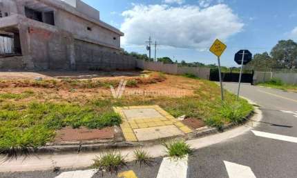 Terreno em condomínio fechado à venda na Rodovia Governador Doutor Adhemar Pereira de Barros, 116, Loteamento Residencial Arborais, Campinas por R$ 806.000