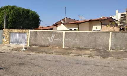 Casa com 3 quartos à venda na Rua Paraibuna, 26, Jardim Flamboyant, Campinas, 160 m2 por R$ 750.000