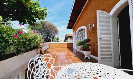 Casa com 4 quartos à venda na Rua Padre Leonel França, 508, Jardim Leonor, Campinas, 172 m2 por R$ 640.000