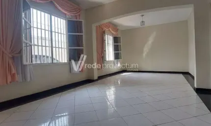 Casa com 3 quartos à venda na Rua Felipe Camarão, 84, Jardim dos Oliveiras, Campinas, 265 m2 por R$ 650.000