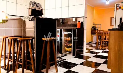 Casa com 4 quartos à venda na Rua Constantina Bretnist, 197, Conjunto Habitacional Vila Réggio, Campinas, 137 m2 por R$ 395.000