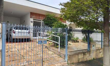 Casa com 3 quartos à venda na Domingos Paulino, 67, Taquaral, Campinas, 222 m2 por R$ 850.000