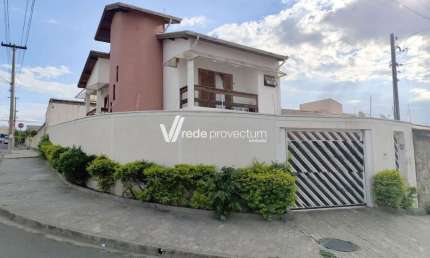 Casa com 3 quartos à venda na Rua Athos Astolfi, 238, Jardim San Diego, Campinas, 173 m2 por R$ 784.000