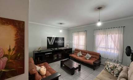 Casa com 4 quartos à venda na Rua São Joaquim da Barra, 537, Jardim Nova Europa, Campinas, 200 m2 por R$ 800.000