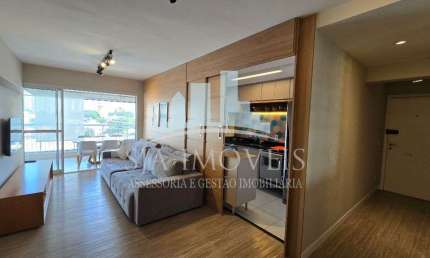 Apartamento disponivel para locacao ou compra no bairro da  Mooca,  102 m2 , 3 dormitorios sendo 1 suite,  2 vagas cobertas.