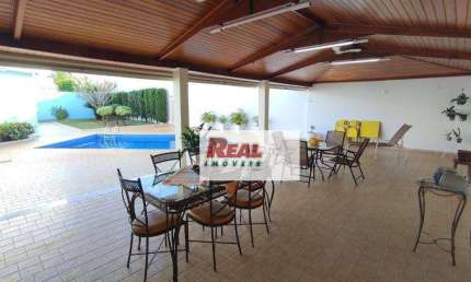 Casa com área de lazer completa - Jardim Ipanema - Araçatuba